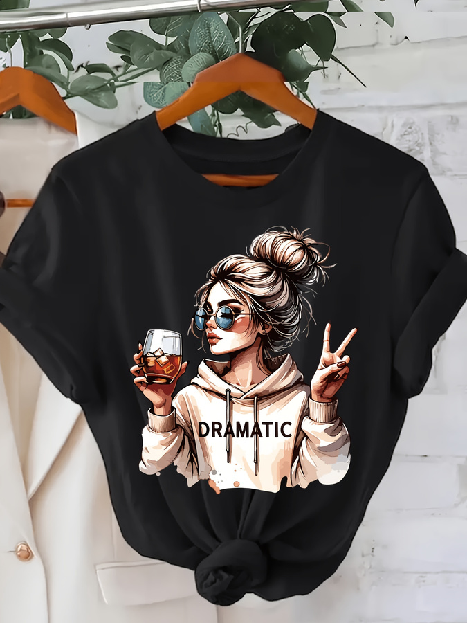 Women'S Fashion Trends 2026 Spring Summer - Dramatyczna koszulka damska z nadrukiem, okrągły