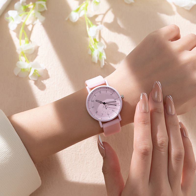 Damski zegarek kwarcowy, silik – Women'S Fashion Digital Watch recenzja i cena