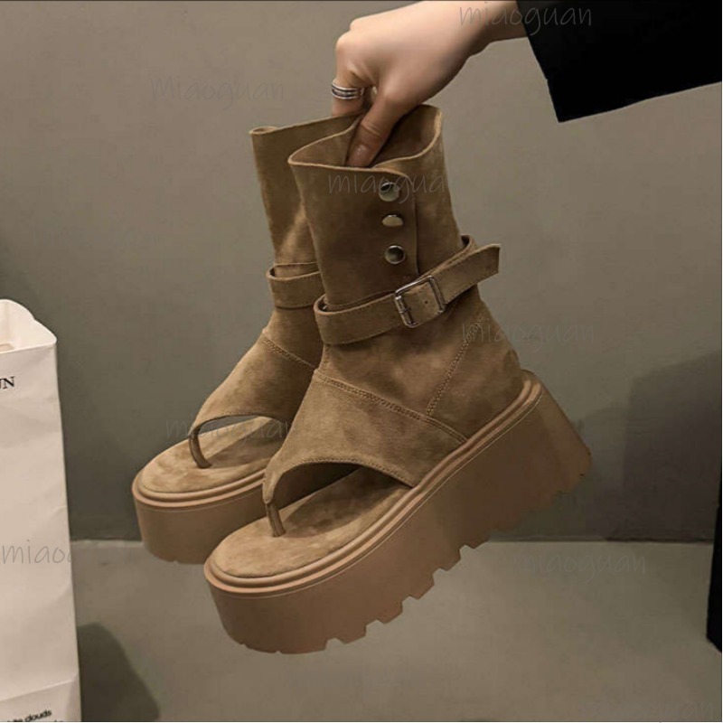 Botki damskie na platformie w  – Women'S Fashion Trends 2026 Spring Summer recenzja i cena