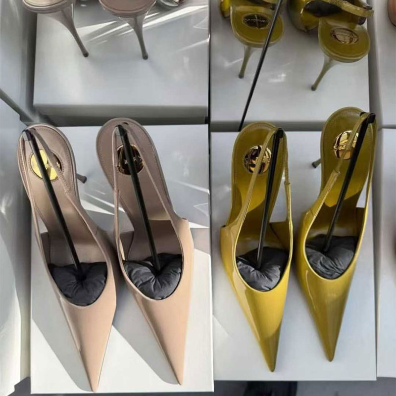 Nowe, proste sandały z odkrytą – Women Fashion Trend 2026 recenzja i cena
