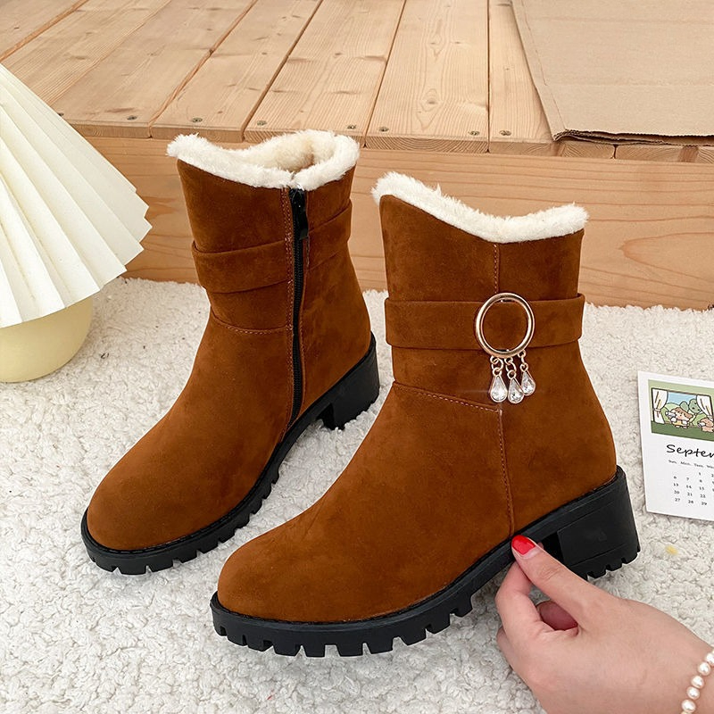 Duże, czerwone, półwysokie, za – Women'S Fashion Trends Autumn 2025 recenzja i cena